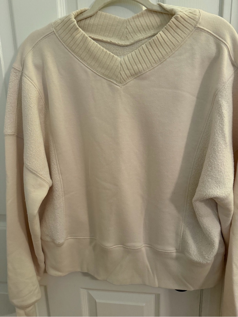 aerie Cream V-Neck Pullover Sweatshirt